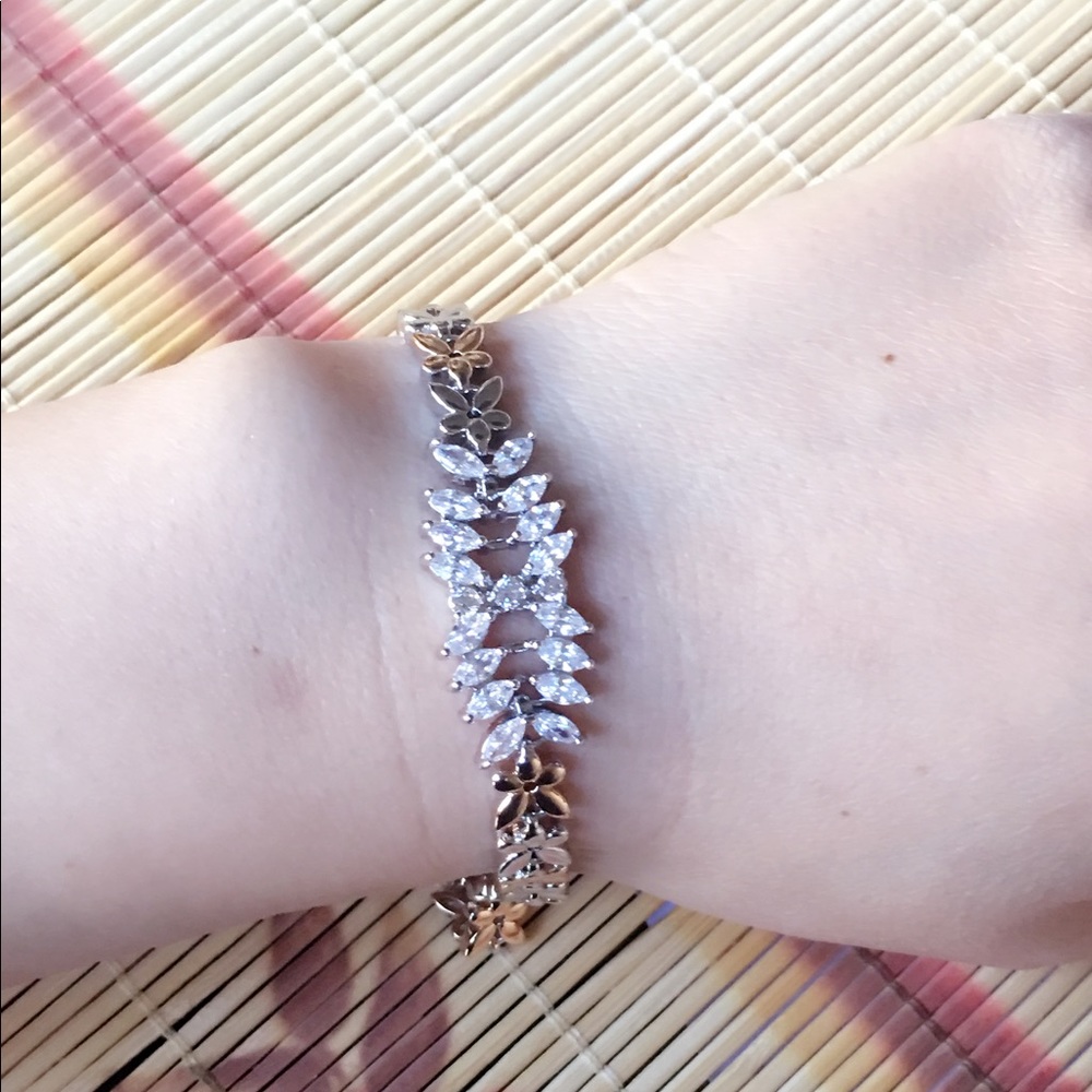 High quality brand new bracelet